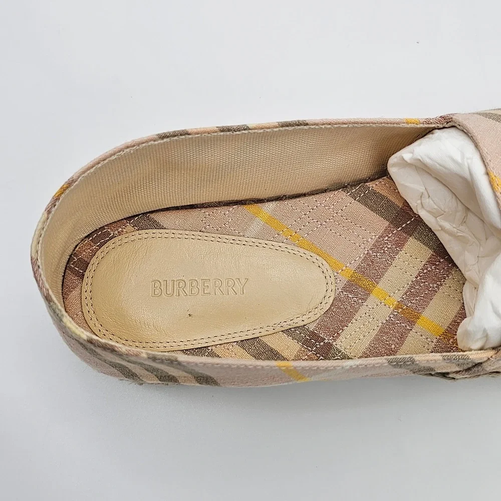 Burberry Espadrille Women Mews Teacup IP Check Tan Canvas Slip On Flat Sz 7, 37